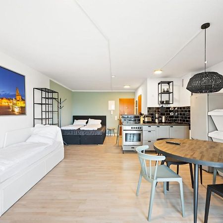 Sali Homes - Fewo Bluehendes Barock Ludwigsburg Dış mekan fotoğraf