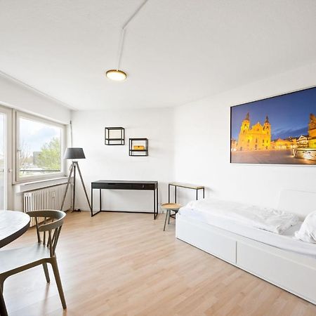 Sali Homes - Fewo Bluehendes Barock Ludwigsburg Dış mekan fotoğraf